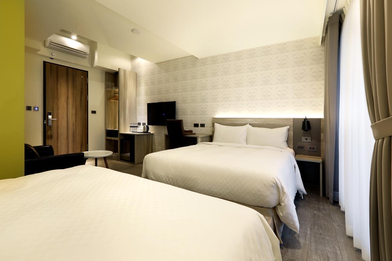 Hotel Kun Tour Taichung Exterior foto